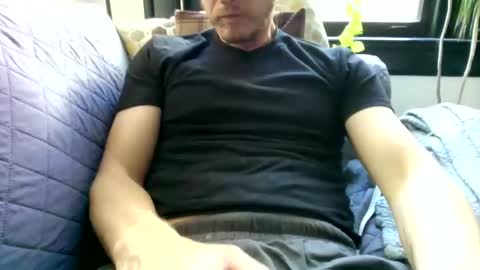 chivakneeval live stream