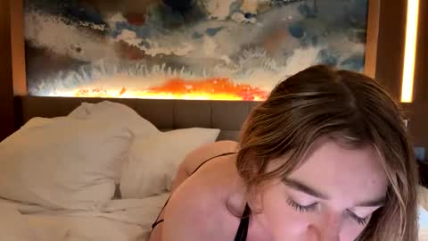 chloesbigboobs stream preview