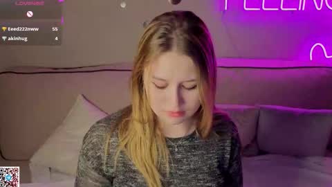 christine_wallker stream preview