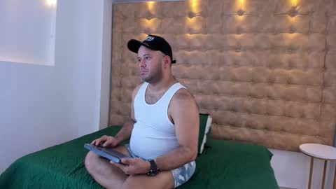 christopher_cruz_ stream preview