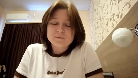 chrystaleberhart live stream