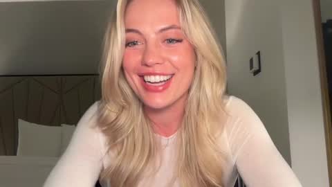 clairebrooksxo stream preview