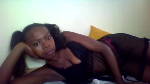 coquine_lara stream preview