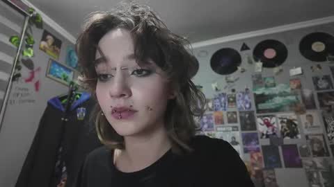 cruella_mira stream preview