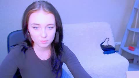 cute_emeli_ live stream