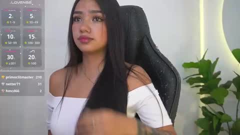 dalila_holly stream preview