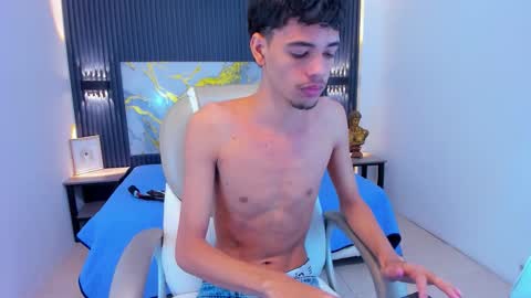 dark_desiree18 stream preview