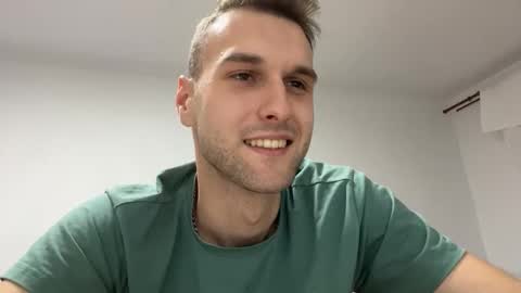 darktempt_ stream preview