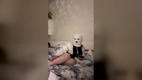 dollinveil stream preview