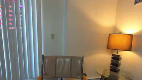 dreamyhousewife1 stream preview