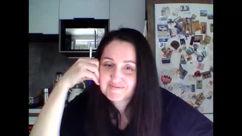 elana_sunny stream preview