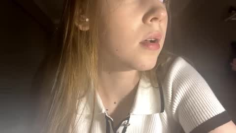 ellamenas live stream