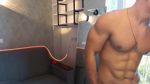 elliot_muscle04 live stream