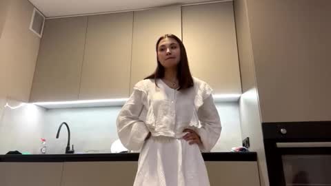 eloisetatsuhara stream preview