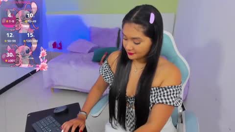 emiily_cute_4u stream preview