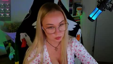 emili1_bc stream preview
