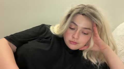 emily_morning_dew stream preview
