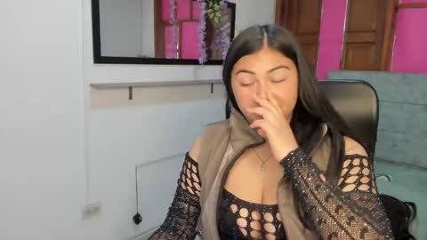 emily_simt_ stream preview