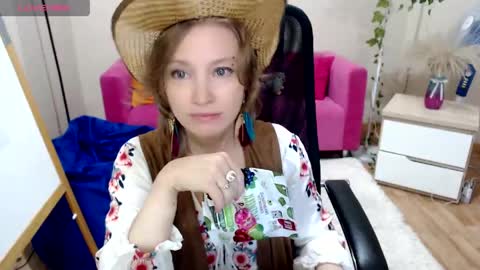 englishgirll stream preview