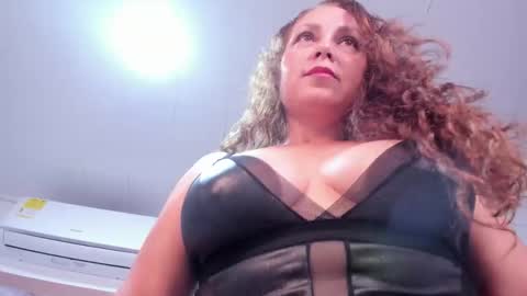 esmeraldanyxx stream preview