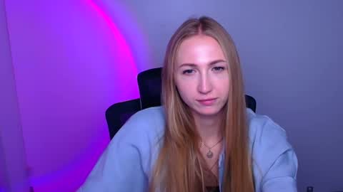 eva_oliviaa stream preview
