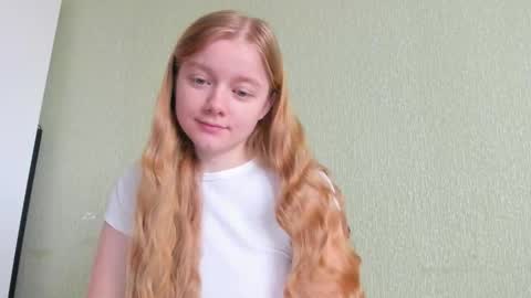 eva_tomiok stream preview