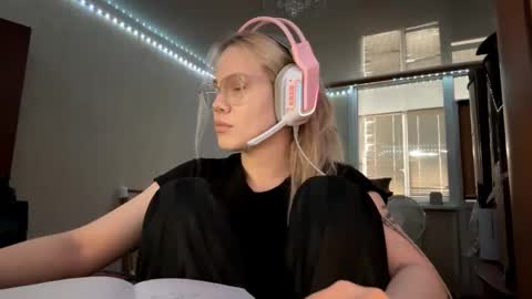 faybrechbiel stream preview