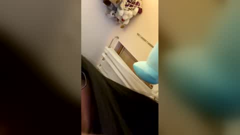 freakyyylatinaa stream preview