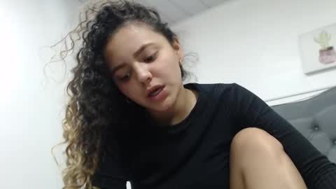 giia_moroe stream preview