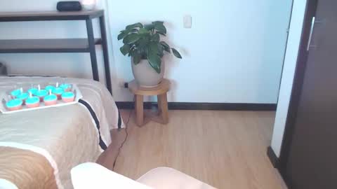 gined_love1 stream preview