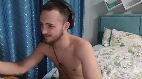 golden_boyyy21 stream preview