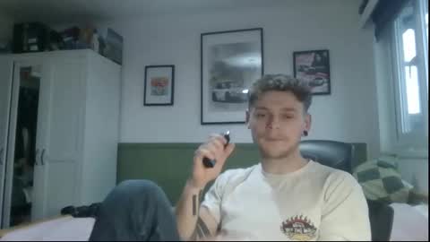 grashoppafinn stream preview