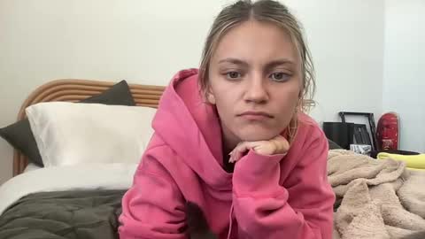 greeneyeddream129 stream preview