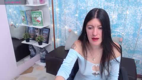 hannaowen_ stream preview