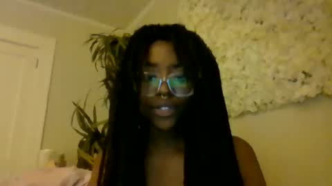 hazelhanes live stream