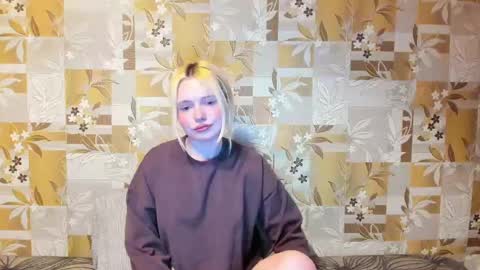 helly_kitty444 live stream