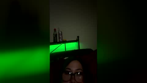 helovesthispussy420 stream preview