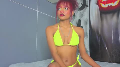 hillary_banks__ live stream