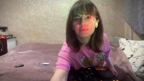 hillaryvind live stream