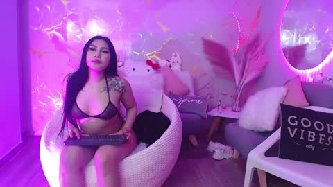 honey_doll_x live stream