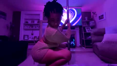 honeyybunnlover stream preview