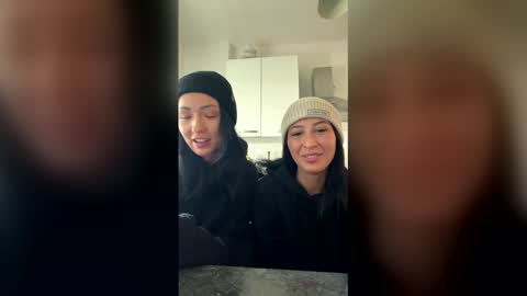 hoooneyyy live stream