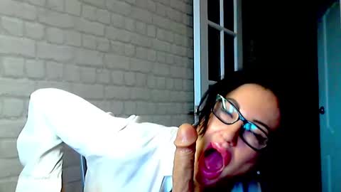 hornymommy69_ stream preview