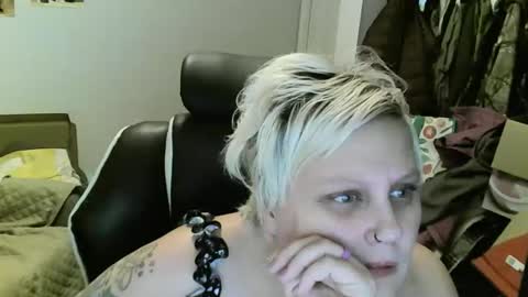 hotnhorney111 stream preview