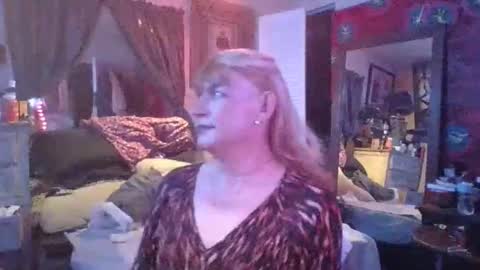 hotsuzyluv live stream