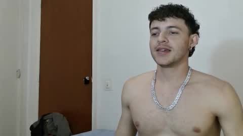 hottwolovers777 stream preview