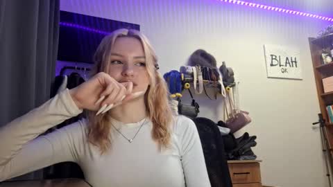 ilianamessersmith stream preview