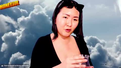 itshoneyli stream preview