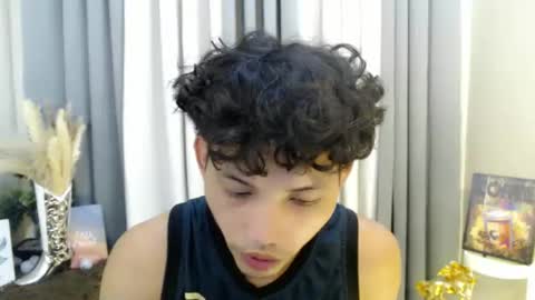 itzme_curlyalvin stream preview