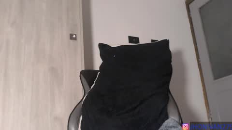 ivanhot279 stream preview